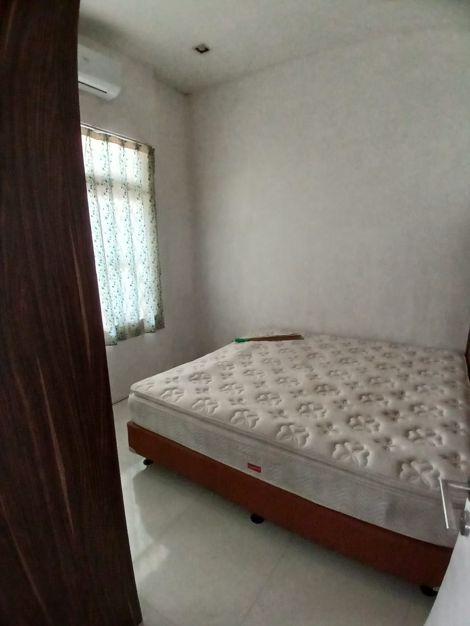 DiJual Rumah di Mekarindah Jababeka